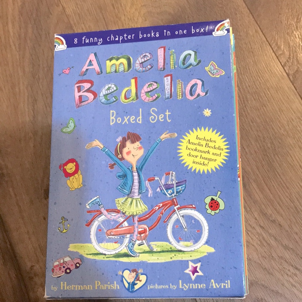 AMELIA BEDELIA 8 Book Boxed Set by Herman Parish age 6-10